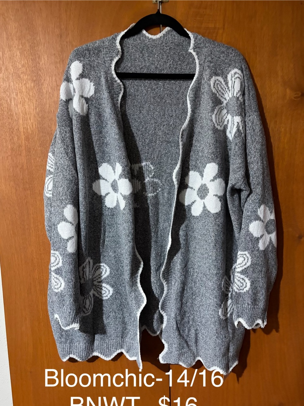 BloomChic Gray and White Floral Open-Front Cardigan